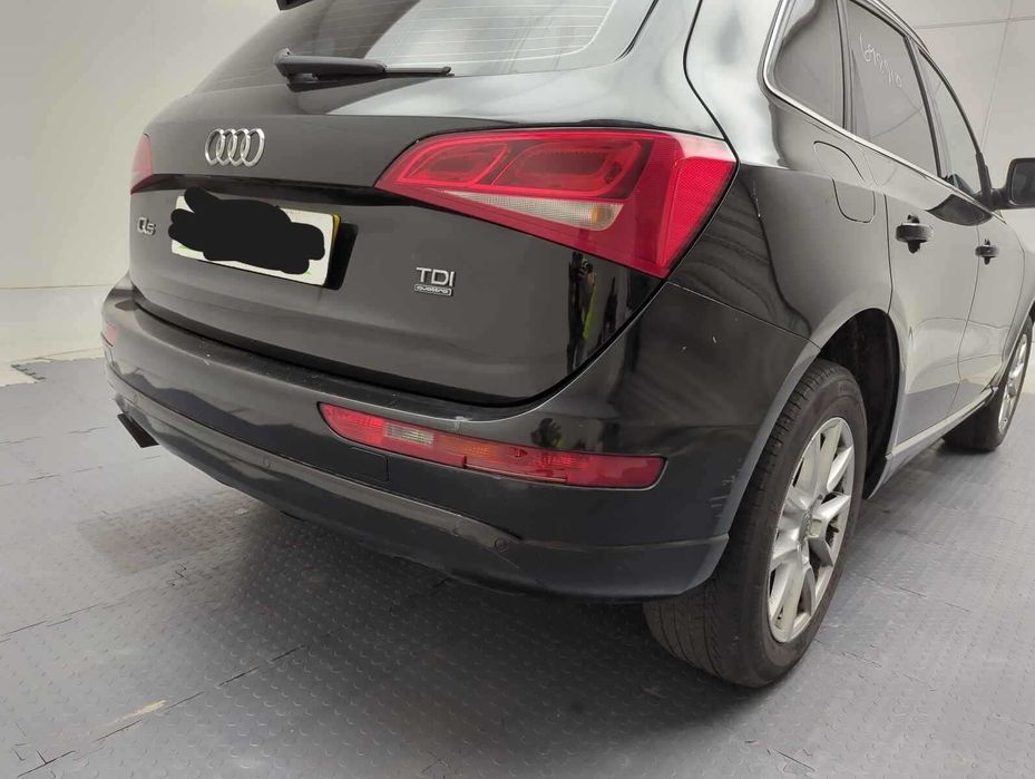 Dezmembrari dezmembrez Audi Q5 2.0 TDI cod motor CGL CJC
