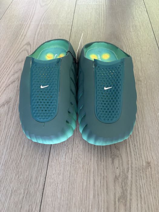 Nike mind slide