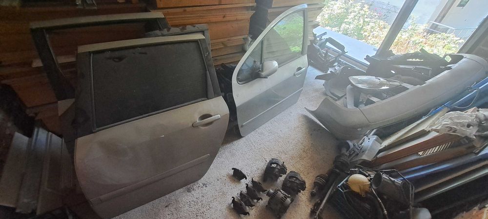 Peugeot 307 sw 2.0 136hp 2006 за части