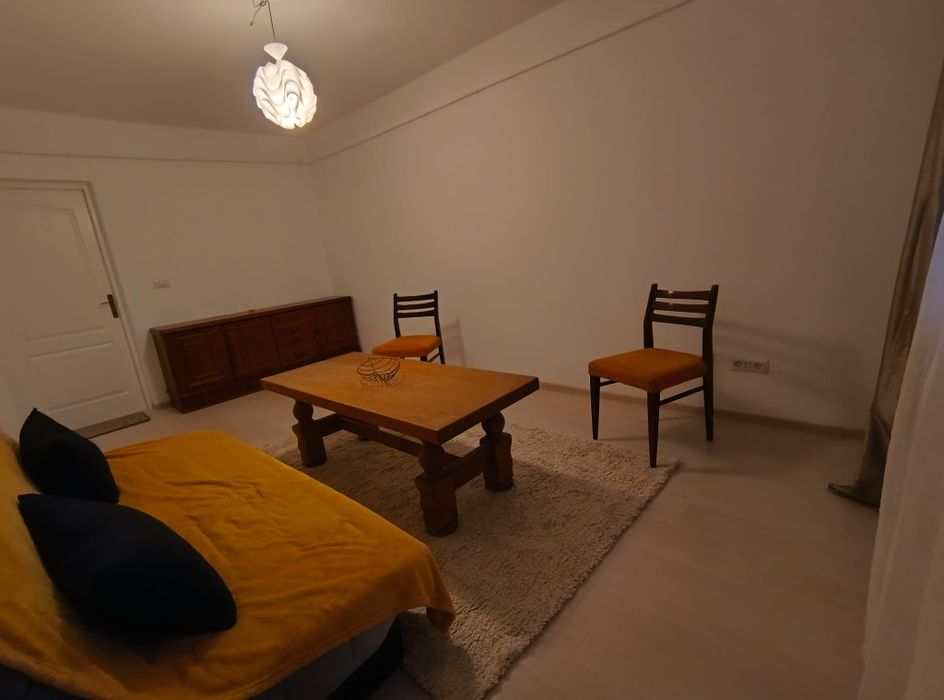 Închiriere apartament centru