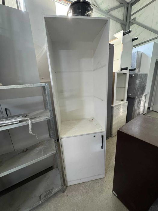 Шкаф с полками 400х500х2000