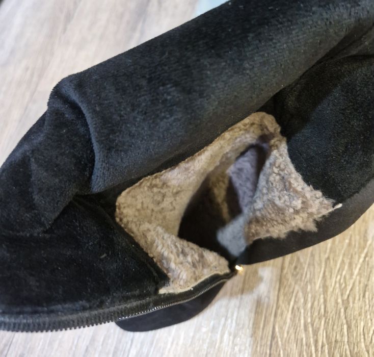 Продам зимние сапоги