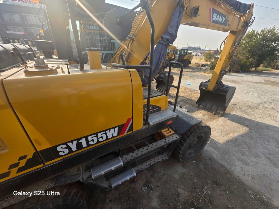 SANY Экскаваторы SY155W
