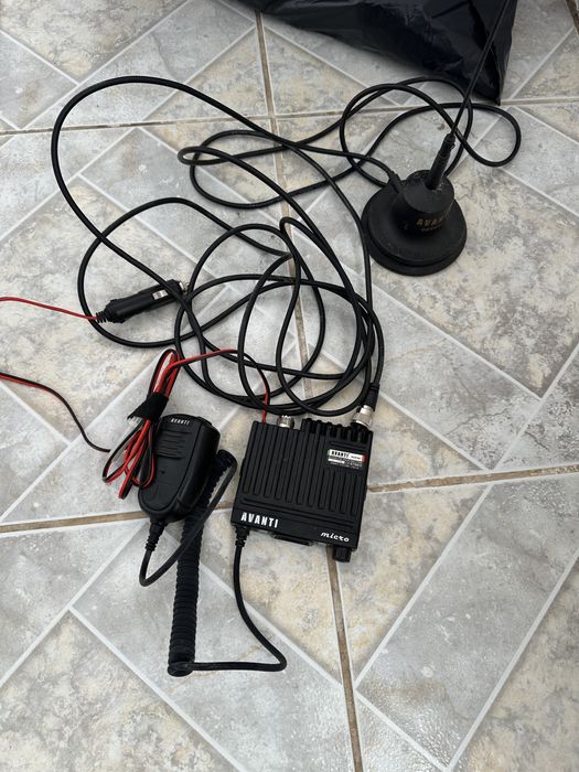 Vand statie cb Avanti putere reglabila + antena  Avanti