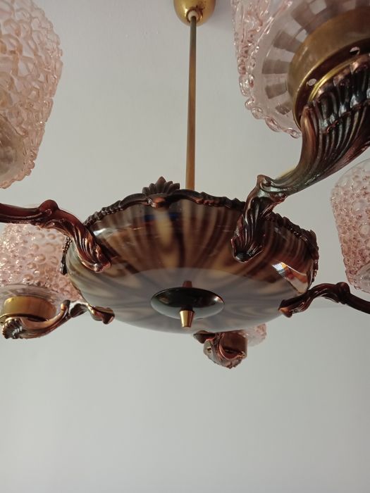 Lustra alama  5 brate