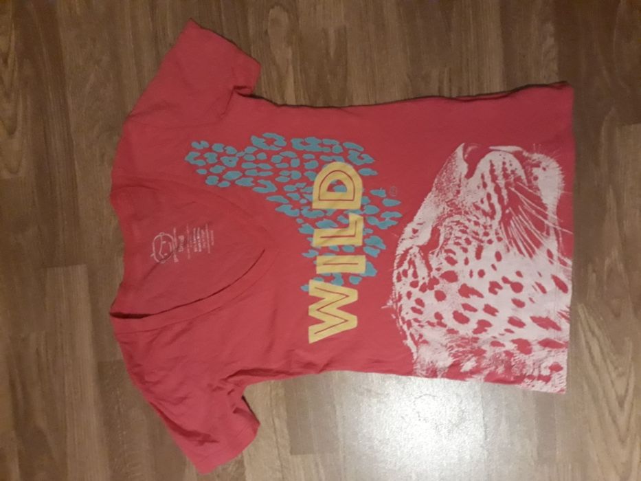 Дамски блузи.      .