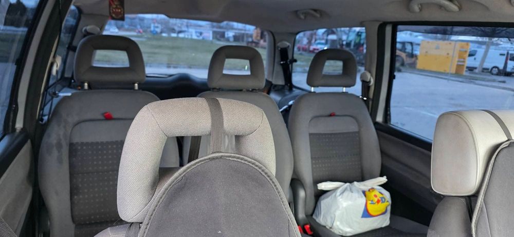 Vând Ford Galaxy 
Motor 1.9
116 CP
An 2005
Acte valabile,ofer fiscal
M