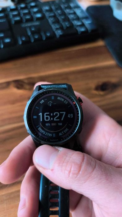 Garmin Fenix 7s 42mm - спортен часовник смарт Гармин