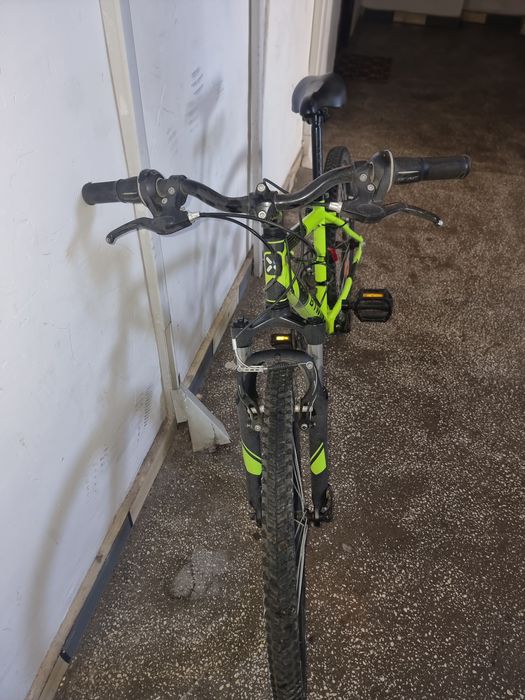 B'TWIN / Rockrider de 24 inch pentru