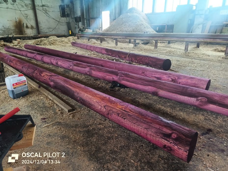 Столбы ЛЭП деревянные. Столбы