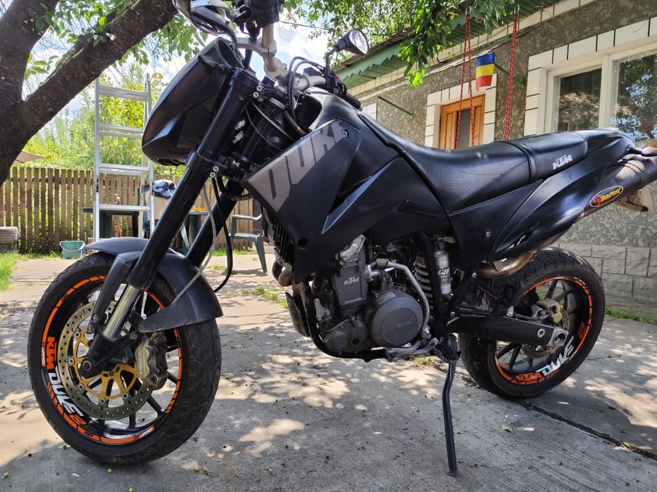 Motocicleta KTM Duke II Supermoto