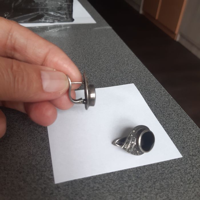Продам серьги серебро