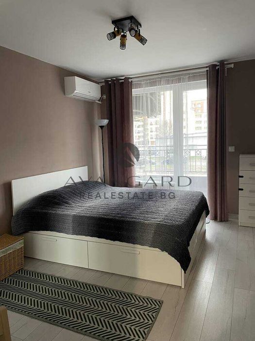 Продава се Тристаен апартамент в Пловдив, Кючук Париж - 100 кв.м за 1096 €/кв.м - Снимка #3