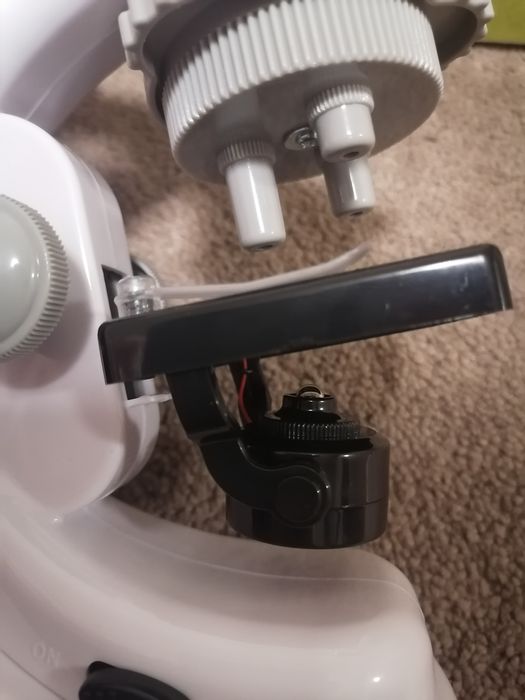 Детски микроскоп