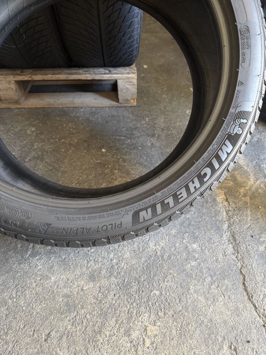 4 anvelope iarna 255/40/20 Michelin DOT 4523!