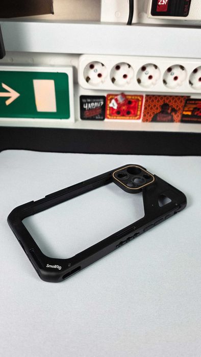 Клетка SmallRig 4392 для iPhone 15 Pro Max