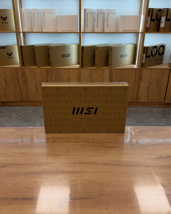 Игровой Ноутбук MSI VECTOR 16 HX • ULTRA 9 • RTX 5080 • 240HZ