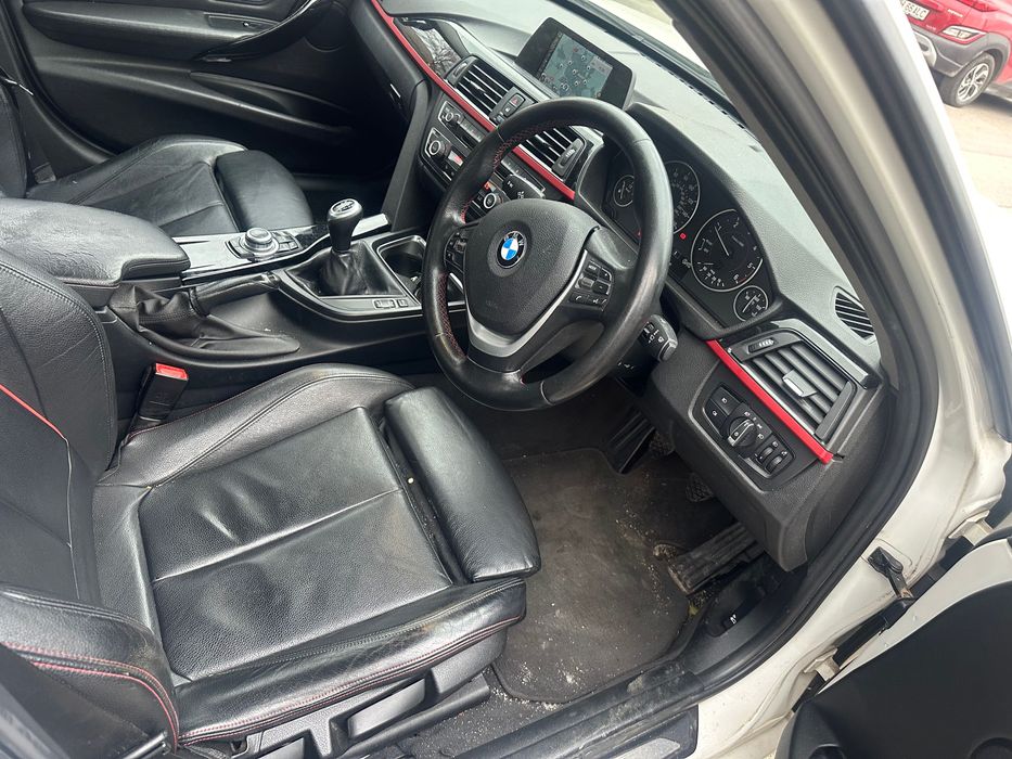 Bmw F30 2015 2.0d 184cp adus recent volan dreapta