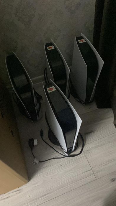 Продам Плейстейшн и Телевизоры