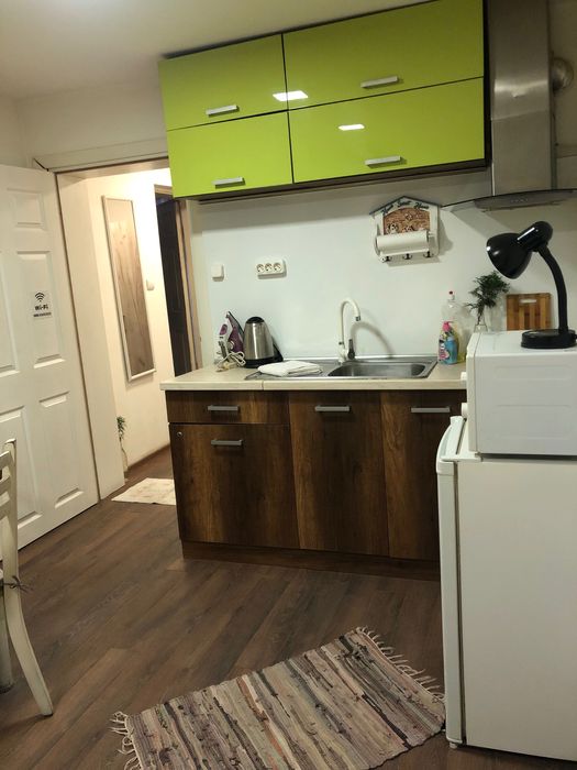 Студио Орхидея до МУ, ВВМУ и ИУ - Варна