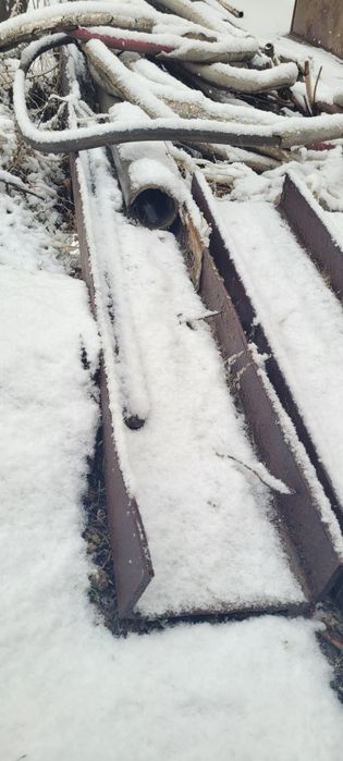 Продам швеллер старого