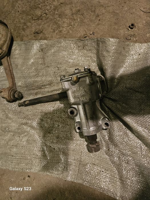 Запчасти на ВАЗ 2121