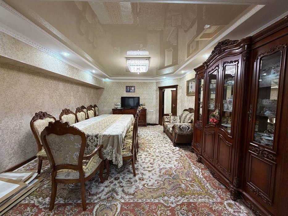 ПРОДАЕТСЯ 3+4/3/4 на: Ц-5 Юнусабадский район Ор.р: Метро Минор