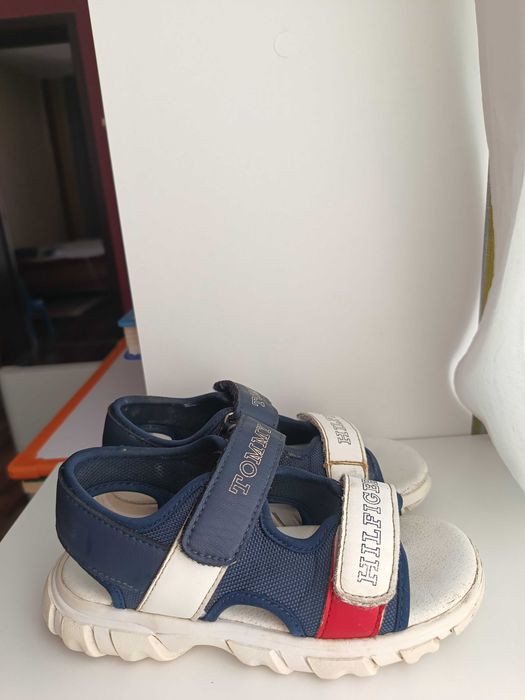 Детски Сандали TOMMY HILFIGER,подходящи за туризъм. Естествена кожа, номер 30