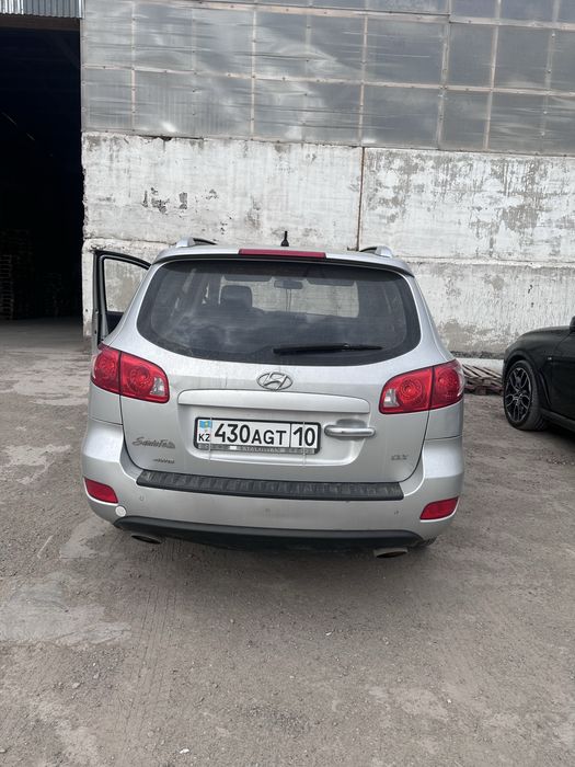 Продам Santa Fe 2009