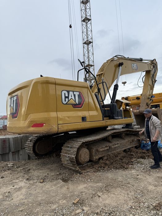 Услуги. Аренда Гусеничного эксковатора