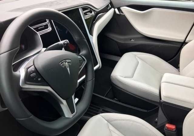 Tesla Model S 90D Dual Motor, 2016 г. Американка