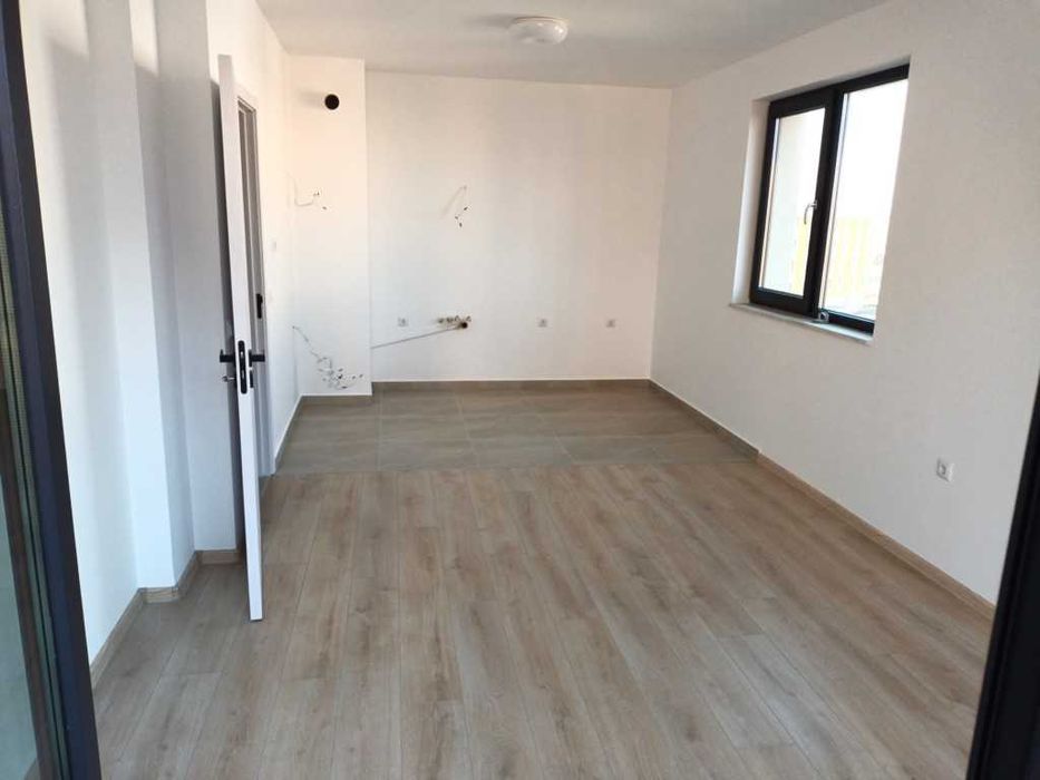 Продава се Двустаен апартамент в Поморие - 63 кв.м за 707 €/кв.м - Снимка #1