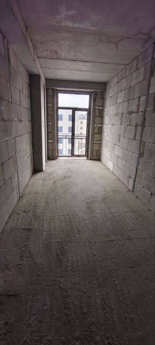 2 xonalik kvartira sotiladi