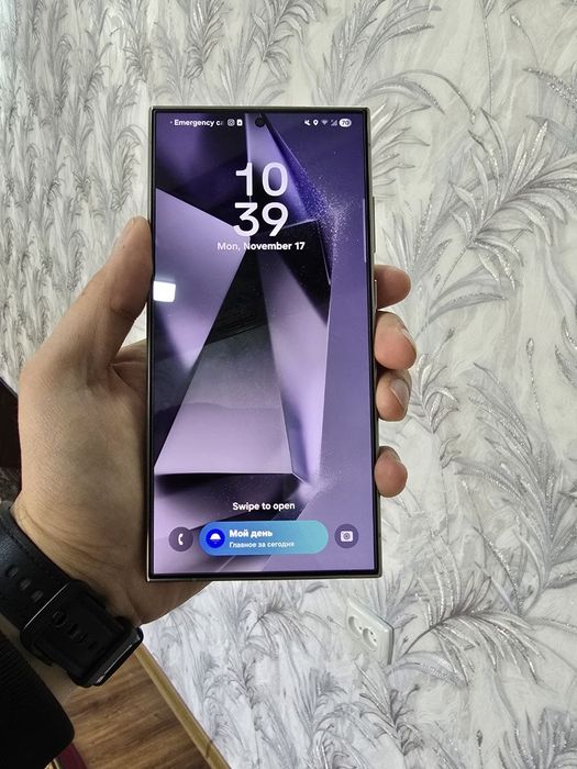 Samsung S24 Ultra  America 12/256g sotiladi