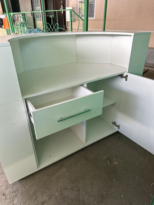 Ресепшен в салом или офис