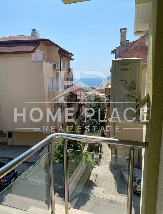 ПАРКОМЯСТО ! Тристаен апартамент под наем - Бриз