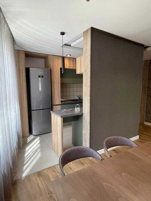 Дава се под наем Тристаен апартамент в София, Студентски град - 125 кв.м за 950 € - Снимка #4