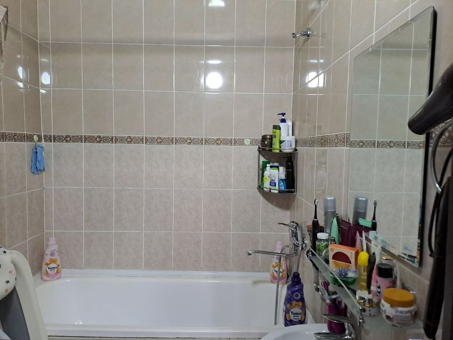 Kvartira sotiladi Yangihayot tumani 10-Qurulish hududida