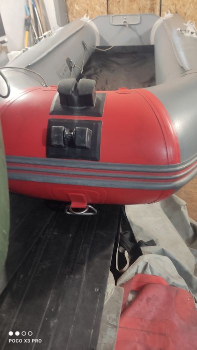 Продам лодку ПВХ.