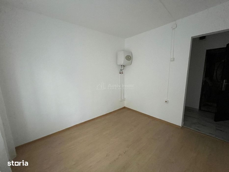 Caransebes, Garsoniera, Parter, Balta Sarata