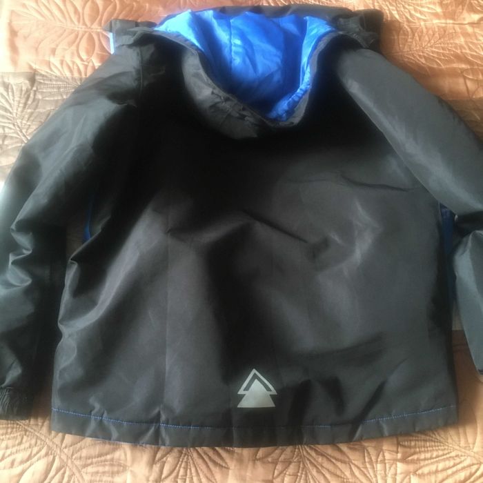 Ски екип УНИСЕКС подходящ за 13-14 г. почти нов