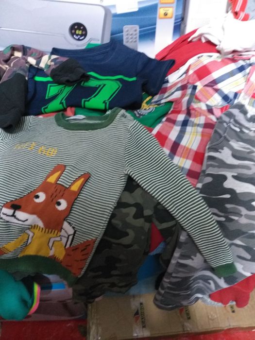 Lot 30 Articole  Haine Toamna  90-100 Baieti