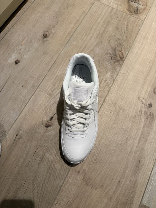 Чисто нов Nike Air Max 90