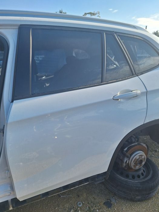 Задна лява врата Bmw X1 E84 / Бмв Х1 Е84 2012г.