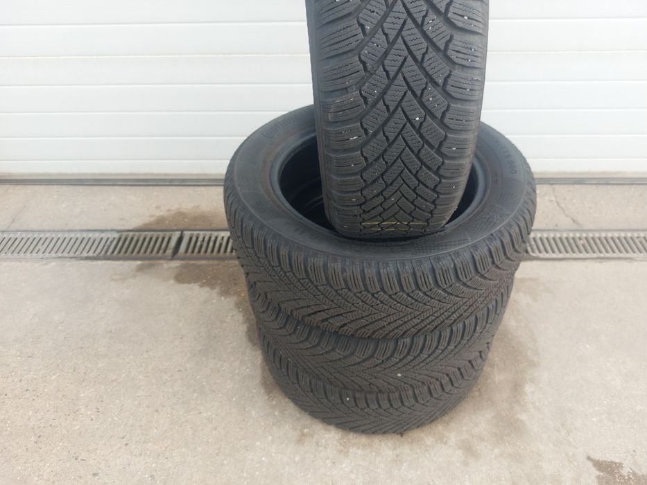 150 lei bucata! Set anvelope M+S/IARNA 205 55 16 Continental! 7 mm