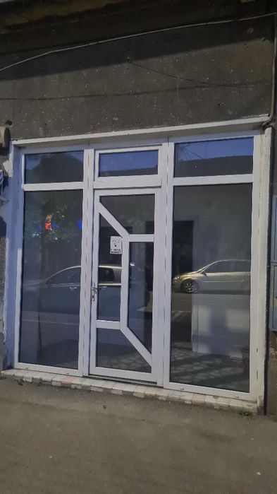 Spatiu comercial de închiriat