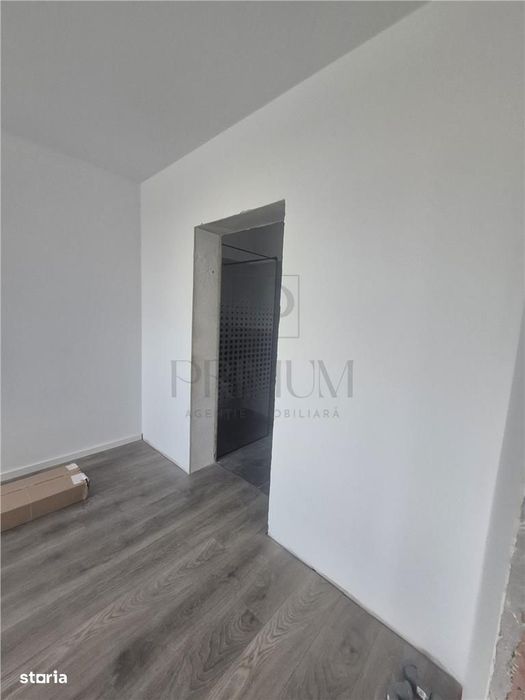 Duplex pe parter - zona excelenta - toate utilitatile