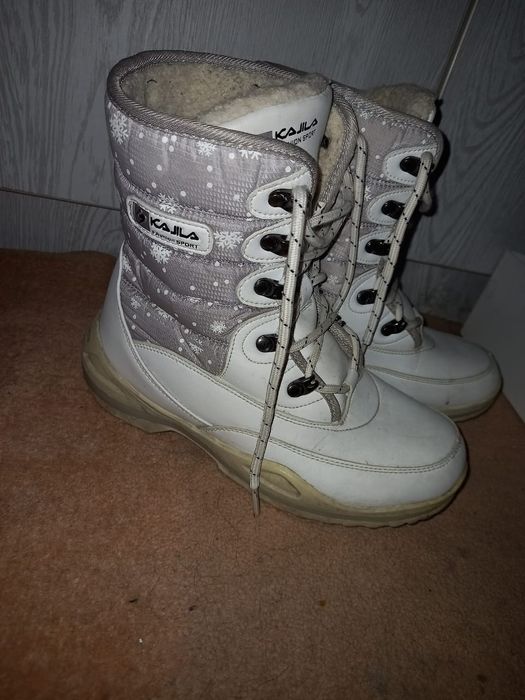 Продам женские сапоги