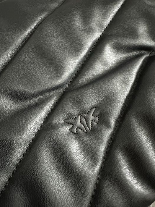 Дамска чанта  Pinko