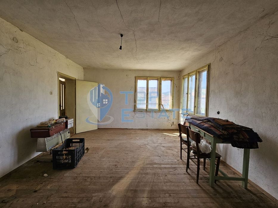 Продава се Къща в с. Джулюница, Област Велико Търново - 80 кв.м за 875 €/кв.м - Снимка #9